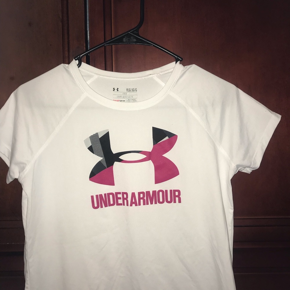 Old Navy Under Armor shirt